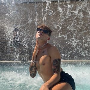 Meet your Posher, Alexander